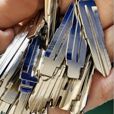 Benutzerdefiniertes Logo Keydiy Universal Fernbedienung Flip-Key Blade für Auto und schnelle Lieferung