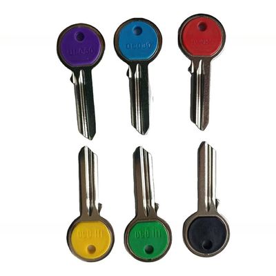 Mehrfarbige UL050 Universal Messing Material Kunststoff Kopftür Schlüsselleere nach Maß