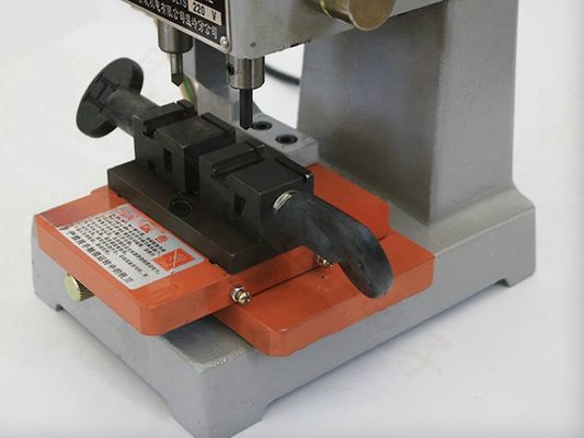 180W Motorleistung 368A Schlüsselschneidemaschine Schlüsselfabrikant Schlosserwerkzeug