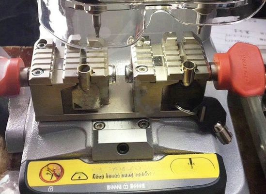 Xhorse Dolphin XP-007 vertikale Laserschneidemaschine mit Nennspannung 24V